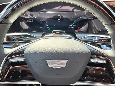 New 2026 Cadillac Lyriq Premium Luxury AWD/4WD image 14