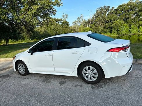 Used 2021 Toyota Corolla L FWD image 4