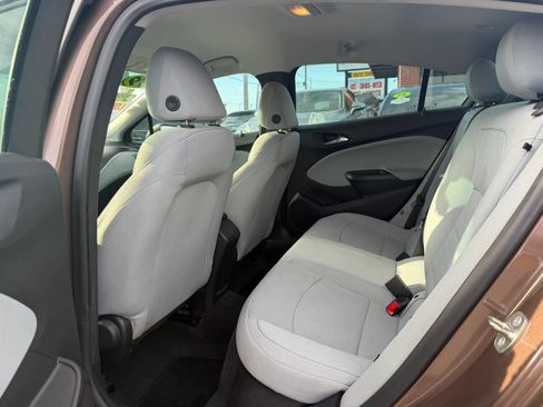Used 2019 Chevrolet Cruze LS FWD image 13