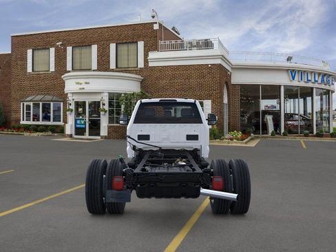 New 2025 Ford F600 4x4 Regular Cab Super Duty image 5
