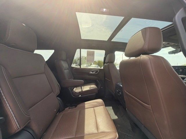 Used 2021 Chevrolet Tahoe High Country w/ Premium Package AWD/4WD image 10