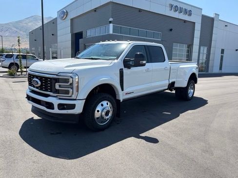 New 2026 Ford F450 Platinum w/ FX4 Off-Road Package AWD/4WD image 1