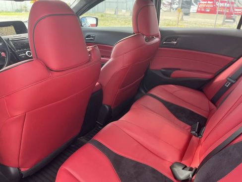 Used 2019 Acura ILX FWD image 12