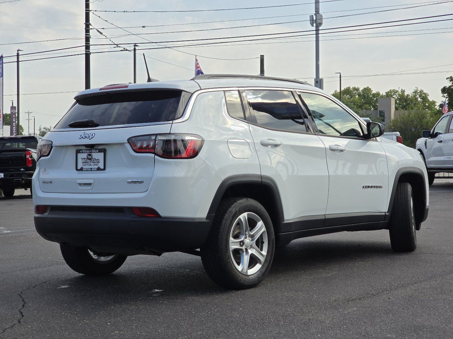 Used 2023 Jeep Compass Latitude AWD/4WD image 20