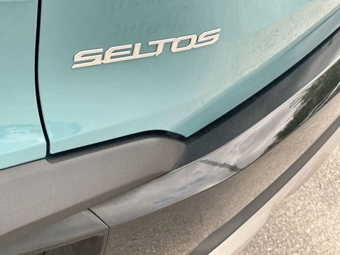 Used 2024 Kia Seltos S FWD image 10