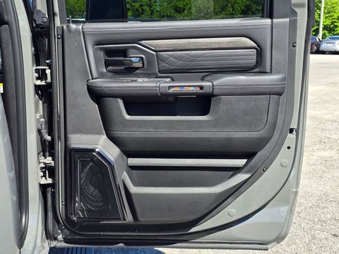 New 2026 RAM 2500 Limited AWD/4WD image 38