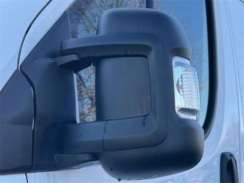 New 2024 RAM ProMaster 3500 w/ Quick Order Package 22G SLT image 32