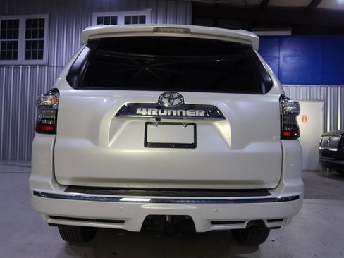 Used 2024 Toyota 4Runner Limited image 4