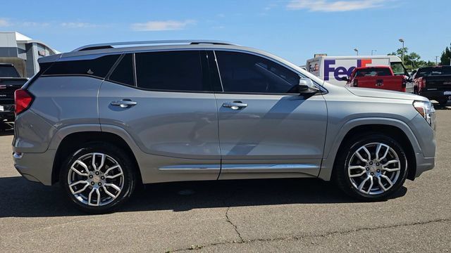 Used 2023 GMC Terrain Denali AWD/4WD image 11
