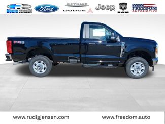 New 2026 Ford F250 XLT w/ FX4 Off-Road Package video 3