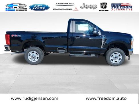 New 2026 Ford F250 XLT w/ FX4 Off-Road Package image 3