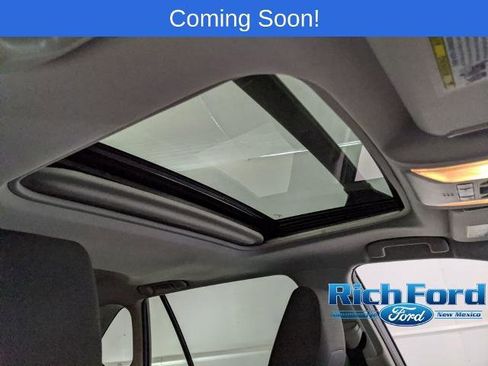 Used 2019 Toyota RAV4 XLE w/ Convenience Package image 22