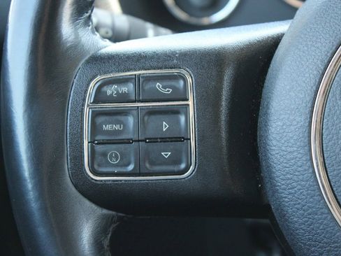 Used 2018 Jeep Wrangler Sport AWD/4WD image 23