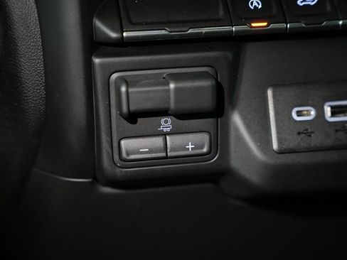 Used 2019 Chevrolet Silverado 1500 RST w/ All-Star Edition AWD/4WD image 28