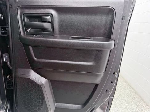Used 2019 RAM 1500 Express AWD/4WD image 21