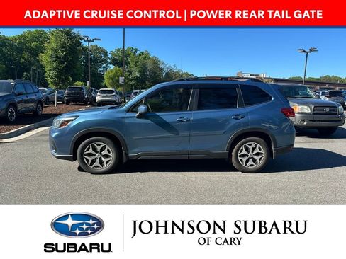 Used 2019 Subaru Forester Premium AWD/4WD image 5