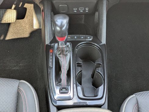 Used 2022 Chevrolet TrailBlazer RS image 17