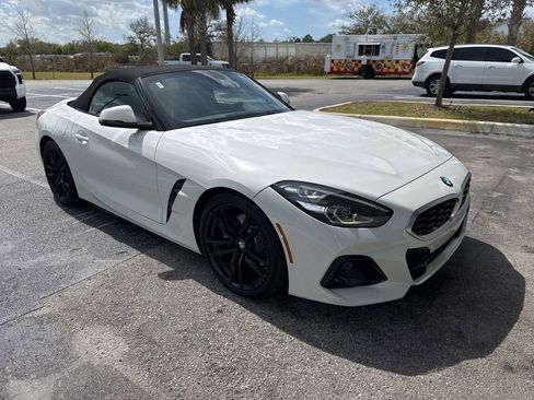 Used 2024 BMW Z4 sDrive30i w/ Convenience Package image 5