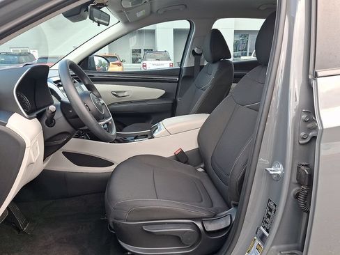 Used 2024 Hyundai Tucson SE AWD/4WD image 13