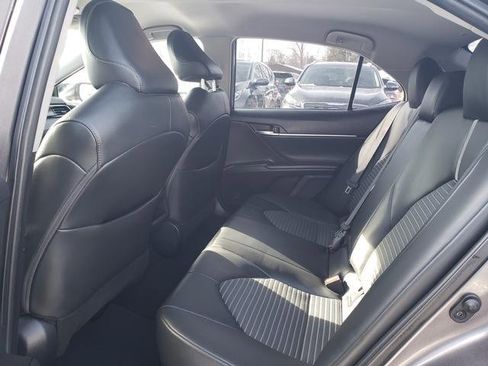 Used 2023 Toyota Camry SE image 12