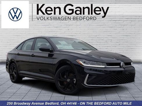 New 2026 Volkswagen Jetta SE image 1