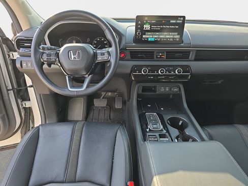 Certified 2025 Honda Pilot EX-L image 12
