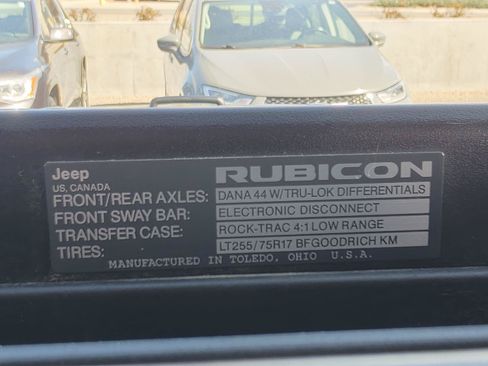 Used 2018 Jeep Wrangler Rubicon AWD/4WD image 16