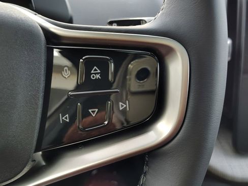 New 2026 Volvo EX30 Plus w/ Climate Package image 12