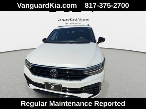Used 2024 Volkswagen Tiguan SE R-Line w/ MDO Package, Three-Row FWD image 3
