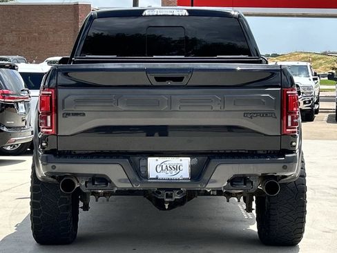 Used 2017 Ford F150 Raptor w/ Equipment Group 802A Luxury AWD/4WD image 5