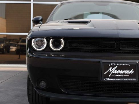 Used 2023 Dodge Challenger SXT w/ Blacktop Package RWD image 39