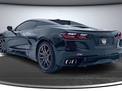 Used 2024 Chevrolet Corvette Stingray Convertible w/ 1LT image 4