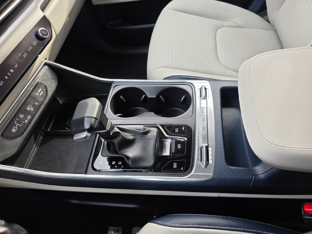 Used 2025 Kia Carnival SX Prestige FWD image 77
