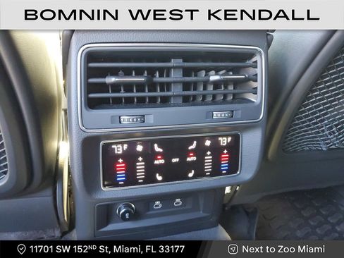 Used 2023 Audi SQ8 Prestige w/ Prestige Package image 17