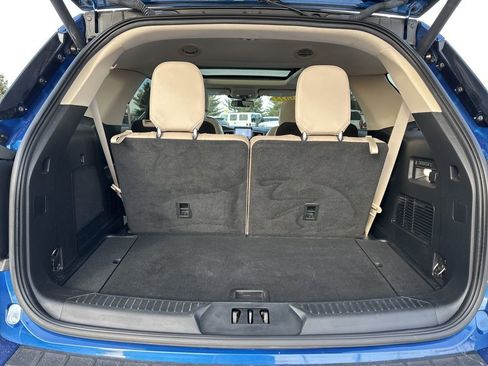 Used 2022 Ford Explorer Limited image 15