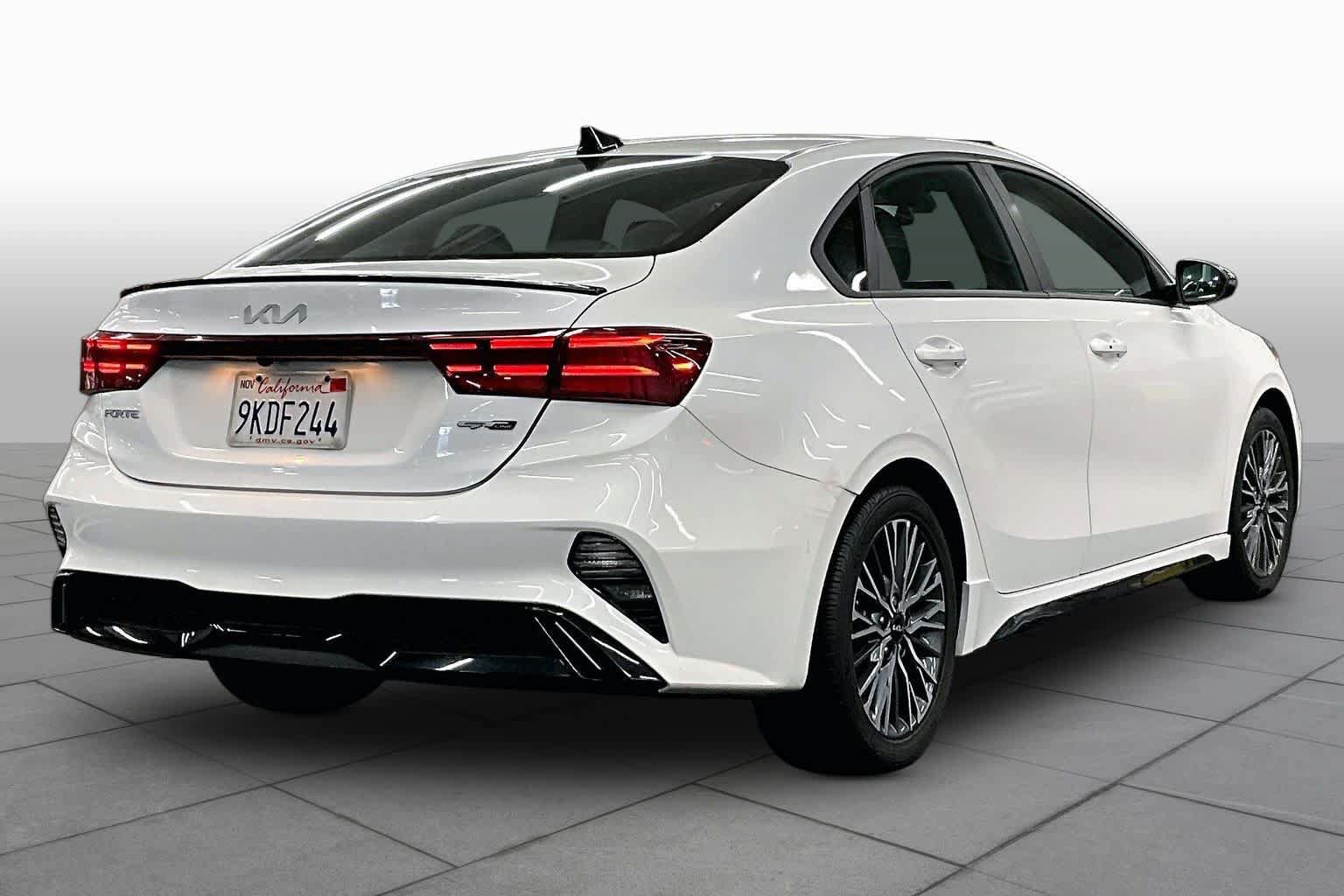 Used 2024 Kia Forte GT-Line FWD image 12