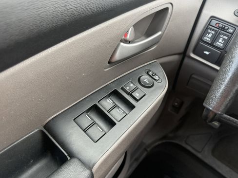 Used 2013 Honda Odyssey EX-L image 25