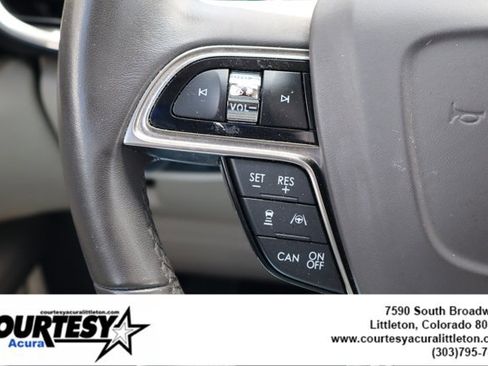 Used 2019 Lincoln Nautilus Reserve AWD/4WD image 11