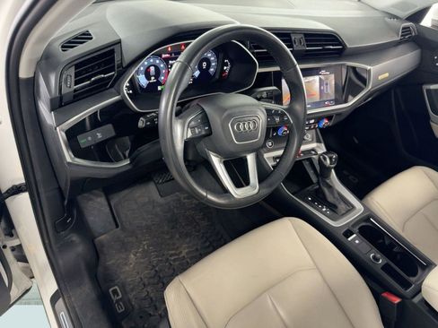 Used 2022 Audi Q3 2.0T Premium Plus w/ Premium Plus Package image 4