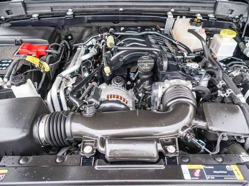 Used 2023 Jeep Gladiator Sport image 27