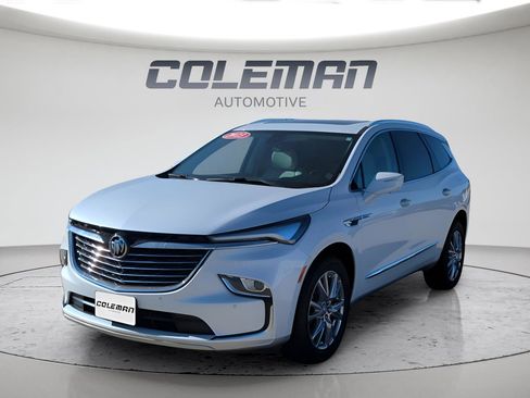 Used 2023 Buick Enclave Premium w/ Experience Buick Package image 1