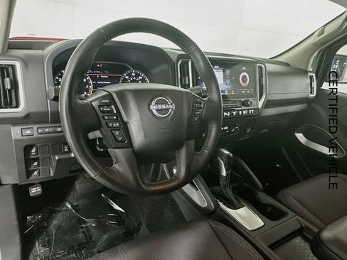 Certified 2025 Nissan Frontier SV w/ SV Convenience Package RWD image 11