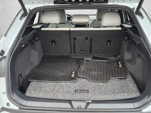 Used 2022 Volkswagen ID.4 Pro S RWD image 9