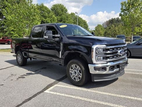 Used 2024 Ford F250 Lariat AWD/4WD image 9