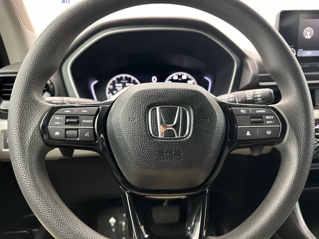 Used 2023 Honda Pilot LX image 22