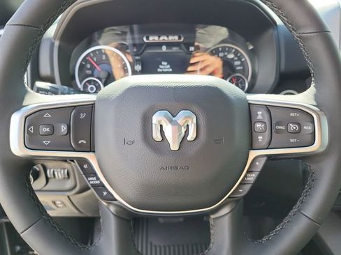 New 2026 RAM 1500 4x4 Crew Cab image 11