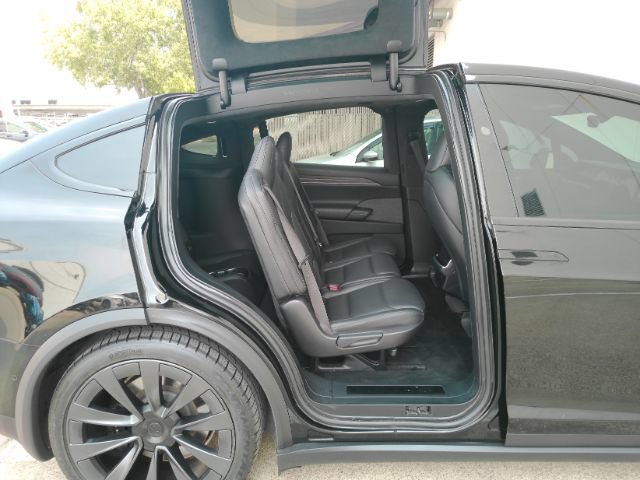 Used 2022 Tesla Model X AWD/4WD image 34