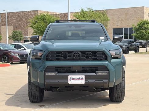 Used 2026 Toyota 4Runner TRD Off-Road Premium w/ Tow Technology Package image 2