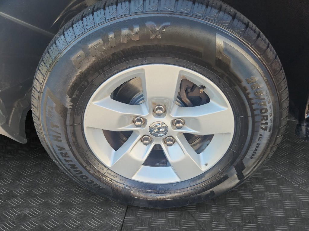 Used 2021 RAM 1500 Classic SLT AWD/4WD image 14
