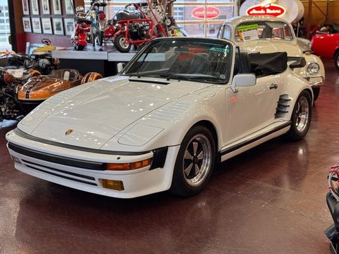 Used 1987 Porsche 911 Carrera image 3